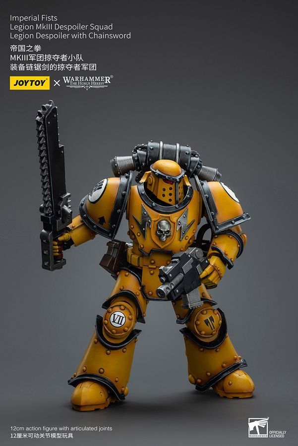 Фигурка из игры Warhammer 40k, Имперские Кулаки, Разоритель Легиона с цепным мечом, JOYTOY, подвижная, 12,5 см (WHR 0013)