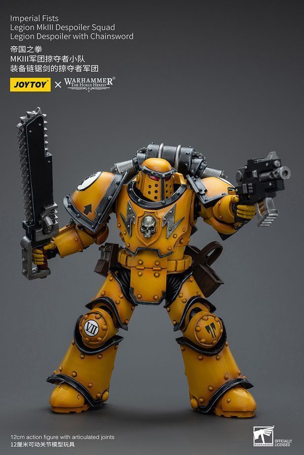 Фигурка из игры Warhammer 40k, Имперские Кулаки, Разоритель Легиона с цепным мечом, JOYTOY, подвижная, 12,5 см (WHR 0013)