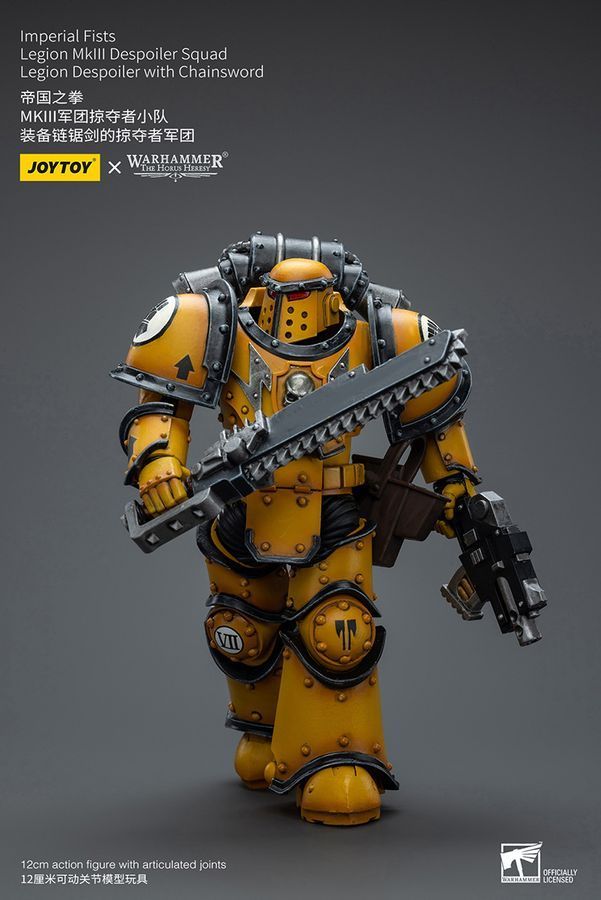 Фигурка из игры Warhammer 40k, Имперские Кулаки, Разоритель Легиона с цепным мечом, JOYTOY, подвижная, 12,5 см (WHR 0013)