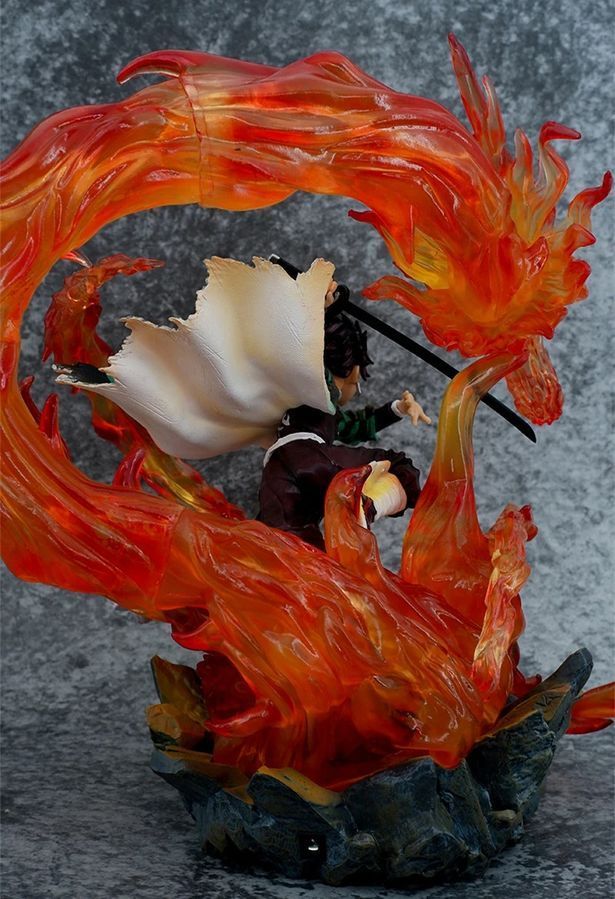 Аніме фігурка Demon Slayer Клинок розсікаючий демонів Kamado Tanjirou Танджиро, з підсвічуванням, 30 см (BDD 0148)
