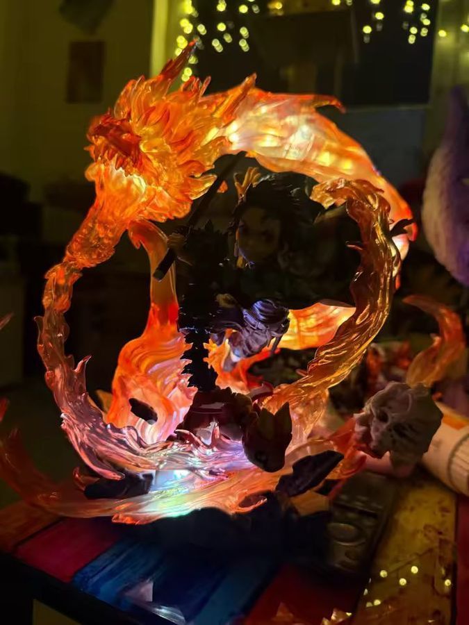 Аніме фігурка Demon Slayer Клинок розсікаючий демонів Kamado Tanjirou Танджиро, з підсвічуванням, 30 см (BDD 0148)