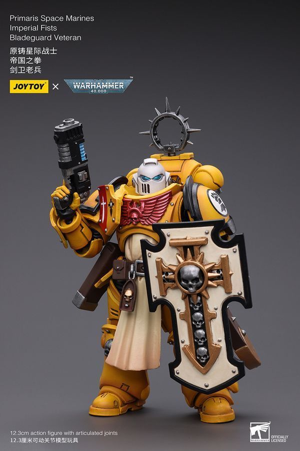 Фигурка из игры Warhammer 40k, Ветеран клинковой стражи Имперских Кулаков, JOYTOY, подвижная, 12,3 см (WHR 0024)