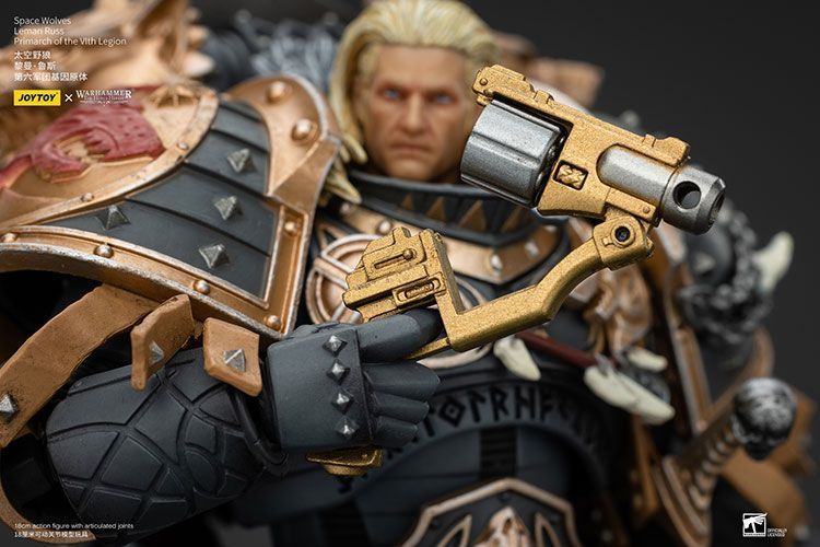 Фигурка из игры Warhammer 40k, Космические Волки Леман Русс Примарх VI легиона, JOYTOY, подвижная, 18 см (WHR 0066)