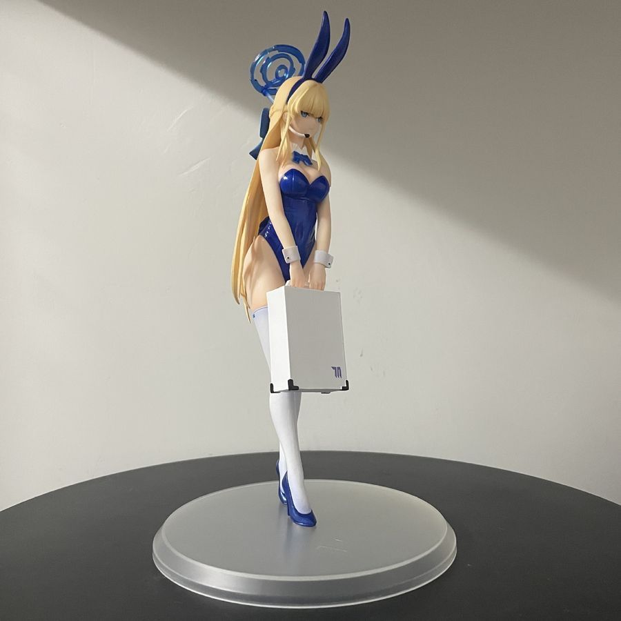 Аниме фигурка с заячьими ушками из игры Blue Archive, Bunny Version Токи Асума, 25 см (BLAR 0001)