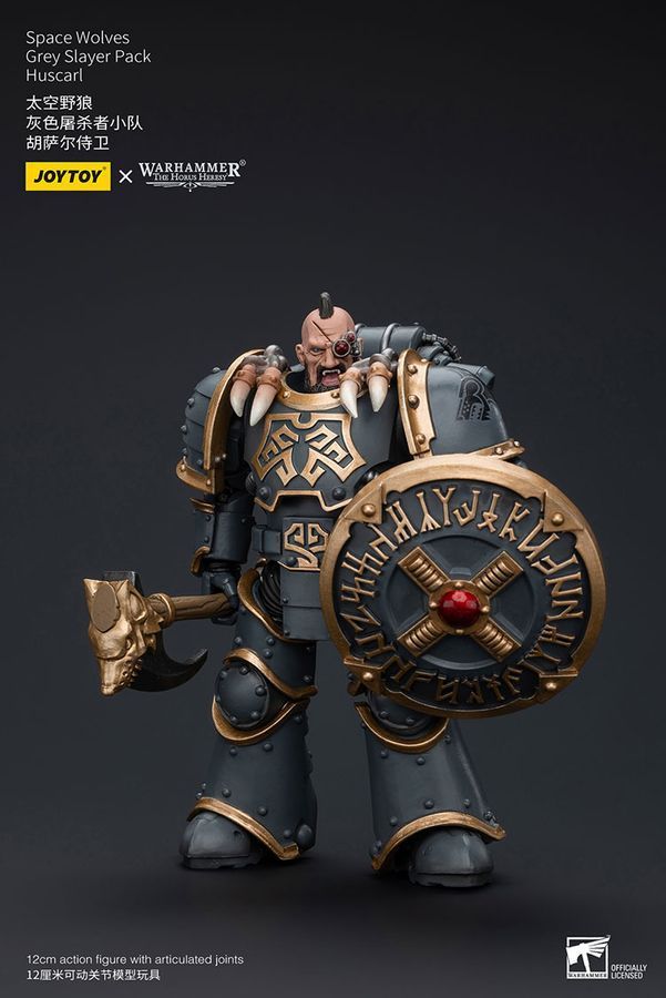 Фигурка из игры Warhammer 40k, Космические Волки Серый убийца Хускарл, JOYTOY, подвижная, 12 см (WHR 0114)