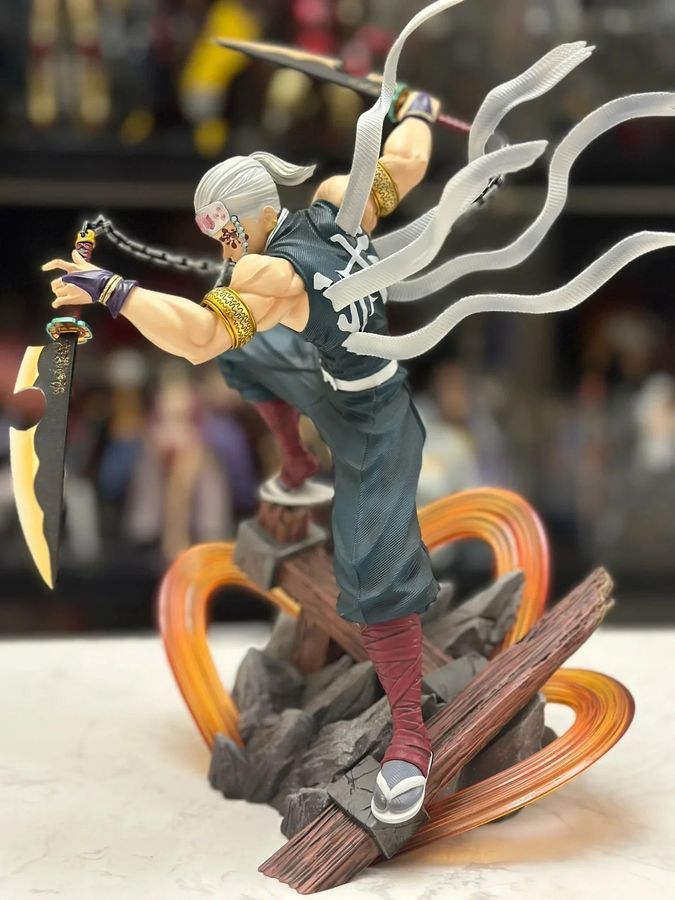 Аниме фигурка Demon Slayer Клинок рассекающий демонов Uzui Tengen, Тенген Узуй, 27 см (BDD 0150)