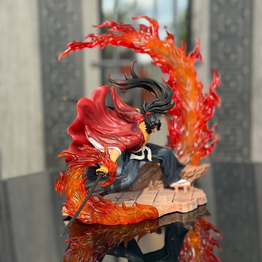Аниме фигурка Demon Slayer Клинок рассекающий демонов Tsugikuni Yoriichi, Ериичи Цугикуни, с подсветкой, 22 см (BDD 0121)