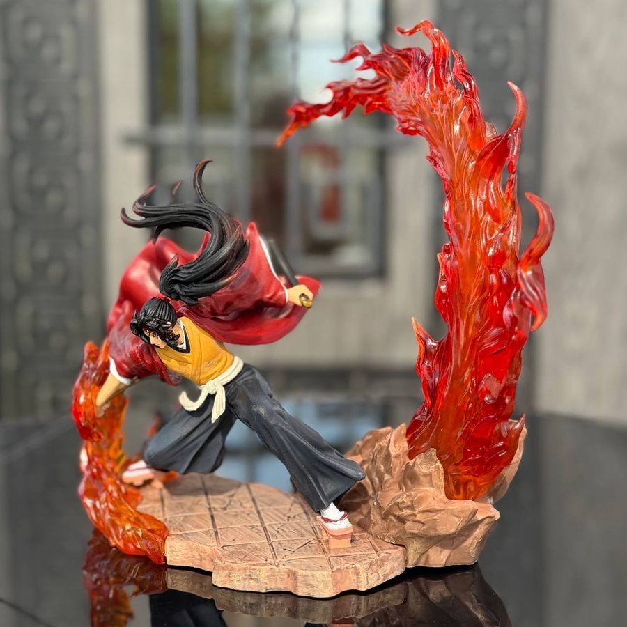 Аниме фигурка Demon Slayer Клинок рассекающий демонов Tsugikuni Yoriichi, Ериичи Цугикуни, с подсветкой, 22 см (BDD 0121)