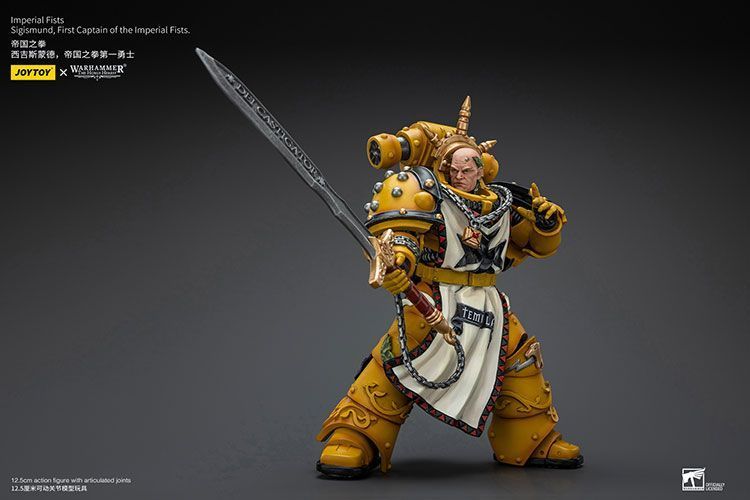 Фигурка из игры Warhammer 40k, Имперские Кулаки Сигизмунд, Первый капитан Имперских Кулаков, JOYTOY, подвижная, 12,5 см (WHR 0142)