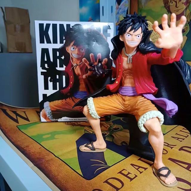 Аніме Фігурка Ван Піс One Piece Luffy Мугівара Луффі з чорним плащем, 20 см (OP 0039)