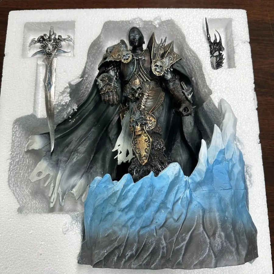 Фігурка World of Warcraft Варкрафт Arthas Lich King Король лич Артас, з підсвічуванням, 38 см (WC 00026)