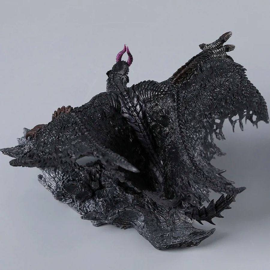 Фигурка из игры Monster Hunter, Охотник на чудовищ, монстр дракон Gore Magala, 18 см (MHW 0016)