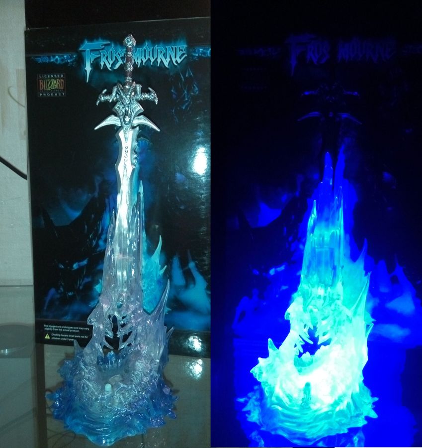 Фигурка World of Warcraft, Варкрафт Frostmourne, меч Фростморн 30 см (WC 0006)