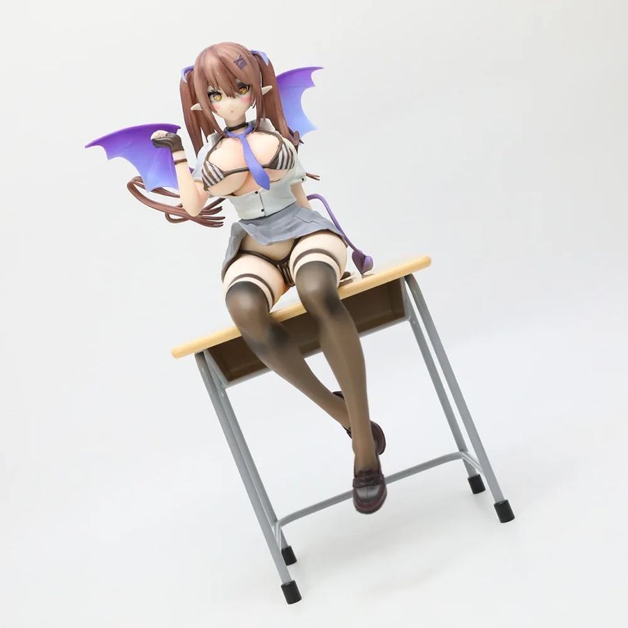 Аніме фігурка Devil Girl Desk, Дівчинка-Демон на парті, 23 см (ANIM 00073)