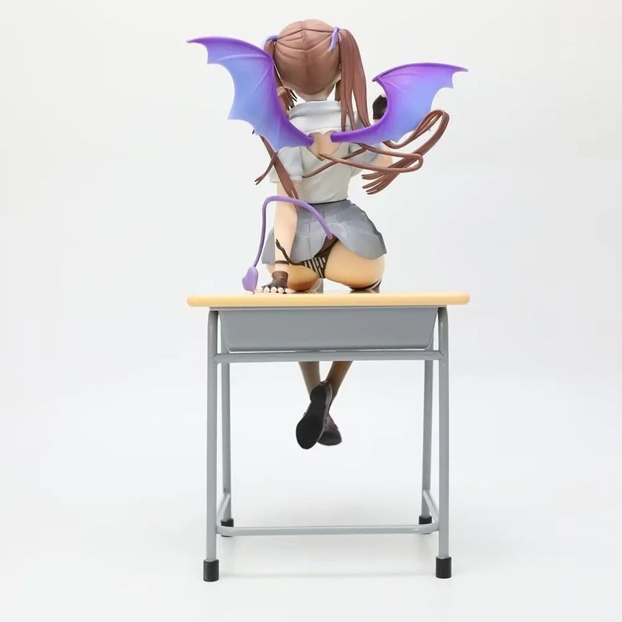 Аніме фігурка Devil Girl Desk, Дівчинка-Демон на парті, 23 см (ANIM 00073)