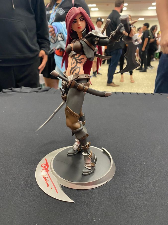 Фигурка из игры League of Legends от Riot Games Лига легенд Katarina Катарина, 24 см (LOL 0019)