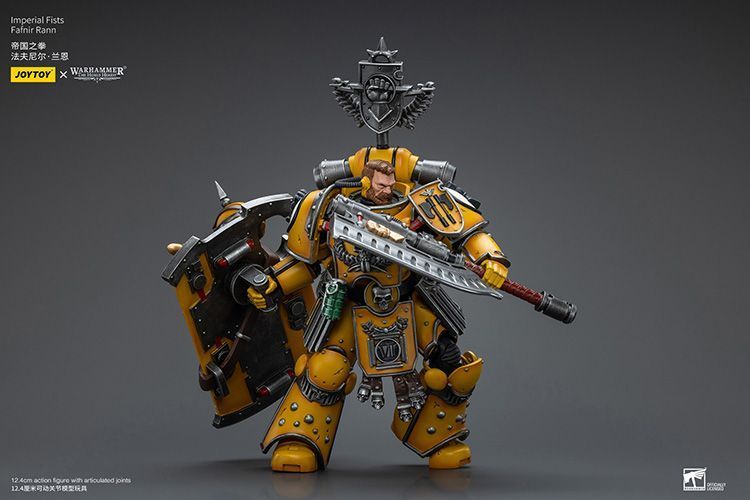 Фигурка из игры Warhammer 40k, Имперские Кулаки Фафнир Ранн, JOYTOY, подвижная, 12,4 см (WHR 0143)