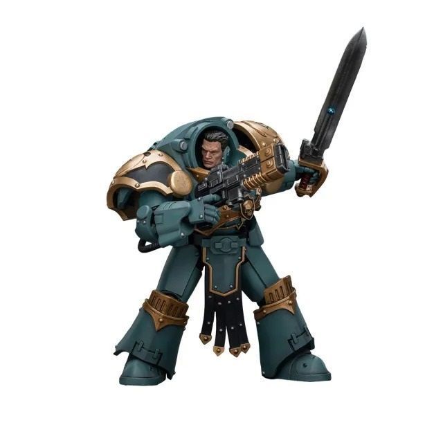 Фигурка из игры Warhammer 40k, Сыны Хоруса Сержант с волкитовым зарядным устройством и силовым мечом, JOYTOY, подвижная, 14,2 см (WHR 0081)