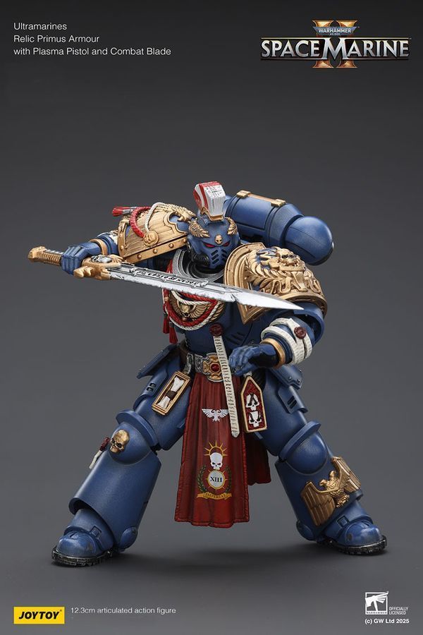 Фигурка из игры Warhammer 40k, Ультрамарин в Тяжелой реликвийной броне Примус с силовым мечем, JOYTOY, подвижная, 12,3 см (WHR 0169)