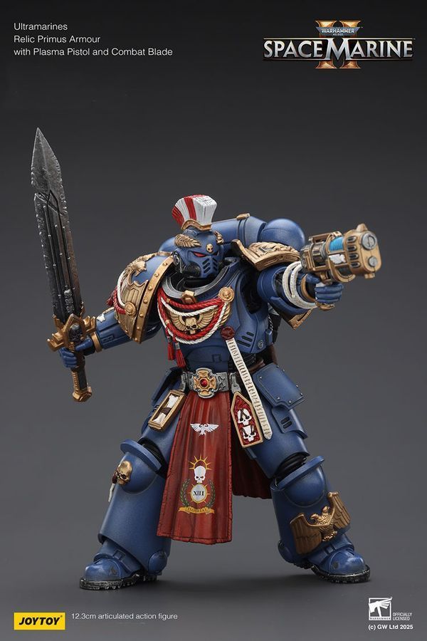 Фигурка из игры Warhammer 40k, Ультрамарин в Тяжелой реликвийной броне Примус с силовым мечем, JOYTOY, подвижная, 12,3 см (WHR 0169)