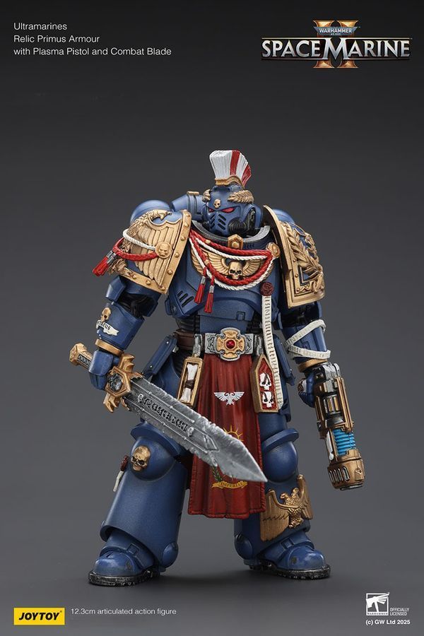 Фигурка из игры Warhammer 40k, Ультрамарин в Тяжелой реликвийной броне Примус с силовым мечем, JOYTOY, подвижная, 12,3 см (WHR 0169)