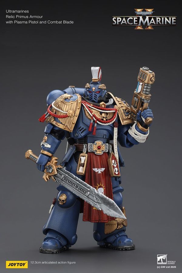 Фигурка из игры Warhammer 40k, Ультрамарин в Тяжелой реликвийной броне Примус с силовым мечем, JOYTOY, подвижная, 12,3 см (WHR 0169)