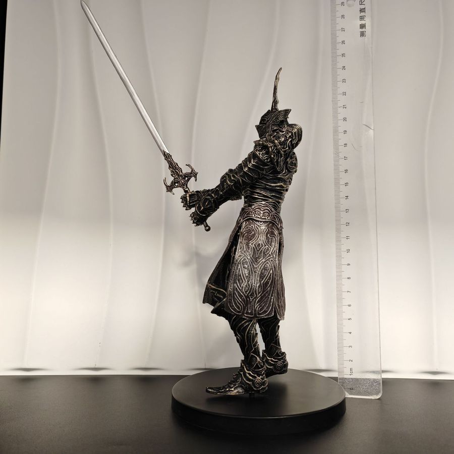 Фигурка из игры Demon's Souls, Penetrator, Пронзающий рыцарь, 25 см (DES 0001)