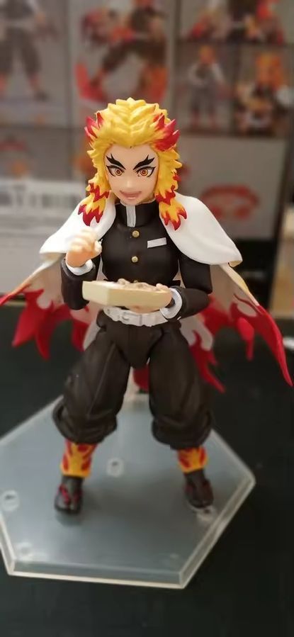 Рухлива аніме фігурка Demon Slayer Клинок розсікаючий демонів Rengoku Kyoujurou Ренгоку Кёдзюро, 14 см (BDD 0136)