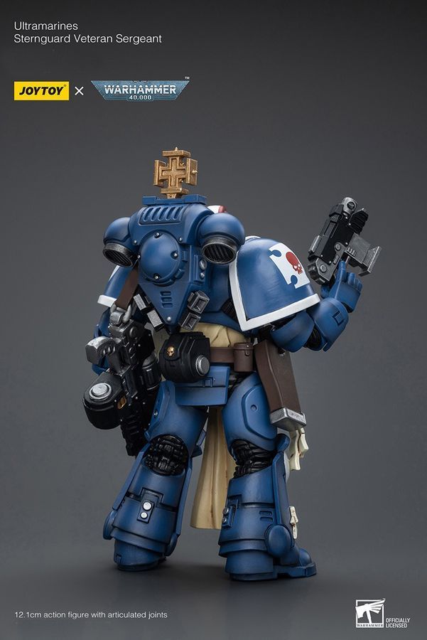 Фигурка из игры Warhammer 40k, Сержант Ветеран кормовой гвардии Ультрамаринов, JOYTOY, подвижная, 12,1 см (WHR 0174)