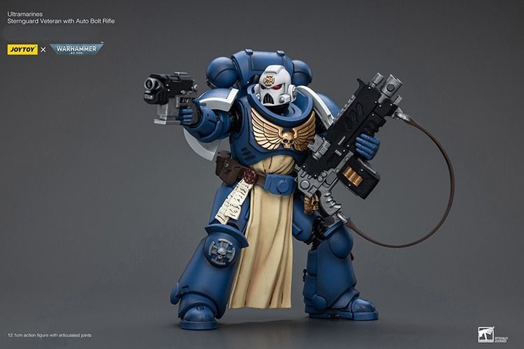 Фігурка з гри Warhammer 40k, Ветеран кормової гвардії Ультрамаринів з Автоматичною болтовою гвинтівкою, JOYTOY, рухома, 12,1 см (WHR 0175)