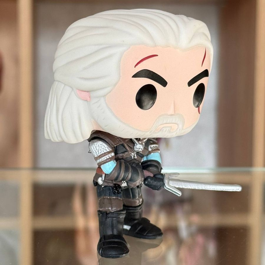 Фигурка Funko POP из игры The Witcher Ведьмак Geralt of Rivia Геральт, 10 см + защита для коробки (TW 0007)