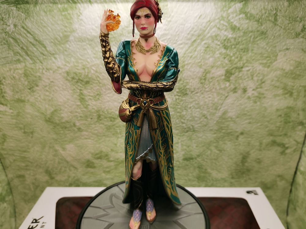Фигурка от студии Dark Horse The Witcher 3 - Wild Hunt: Triss Merigold Series 2, Трисс Меригольд, 25 см (TW 0005)