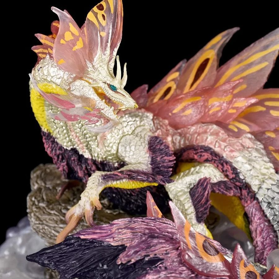 Фигурка из игры Monster Hunter, Охотник на чудовищ дракон Mizutsune, Мизуцунэ, 14 см (MHW 0015)