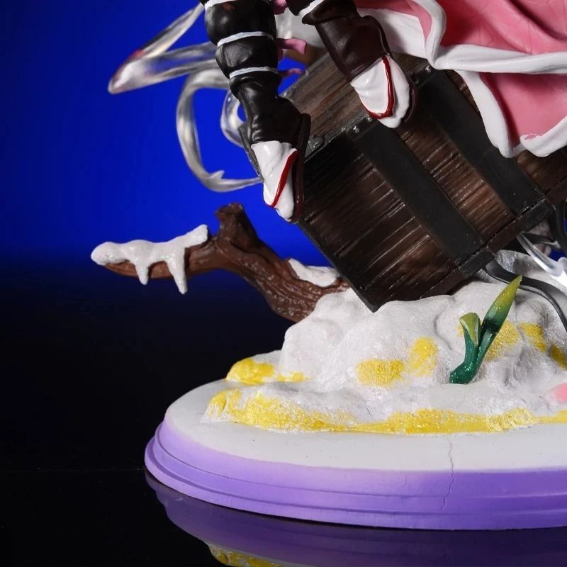 Аниме фигурка Demon Slayer Клинок рассекающий демонов Kamado Nezuko, Незуко с декорированной подставкой, 28 см (BDD 0104)