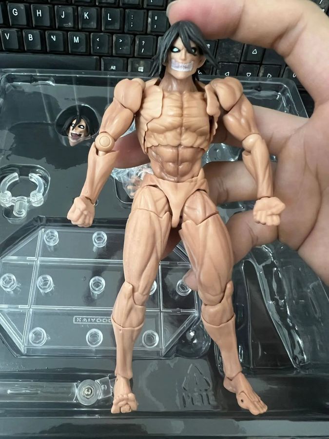 Аниме фигурка Атака титанов Attack on Titan Eren Jaeger, титан Эрен Йегер, подвижный, 16 см (AT 0030)