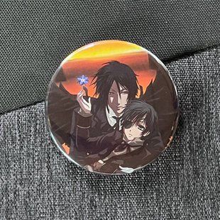 Значок аниме Темный Дворецкий Black Butler, диаметр 58 мм (ZNBLB 0016)