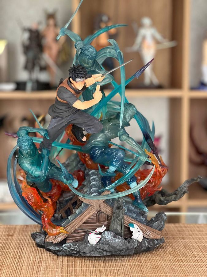 Аниме фигурка Naruto Наруто Uchiha Shisui, Шисуи Учиха, с подсветкой, большая инсталляция 45 см (NAR 0085)