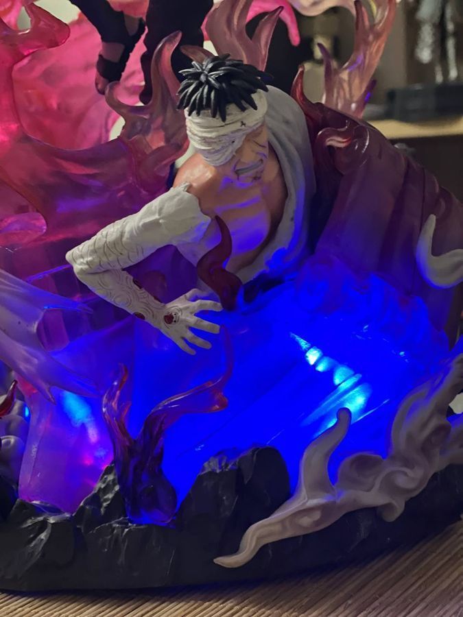 Аниме фигурка Naruto Наруто Sasuke Uchiha Саске Учиха, большая скульптура с подсветкой, 40 см (NAR 0086)