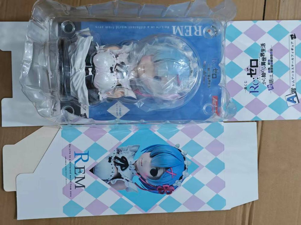 Аниме фигурка бюст Re Zero Жизнь с нуля Rem Рэм, с эффектом "следящих глаз", 23 см (RZR 0021)