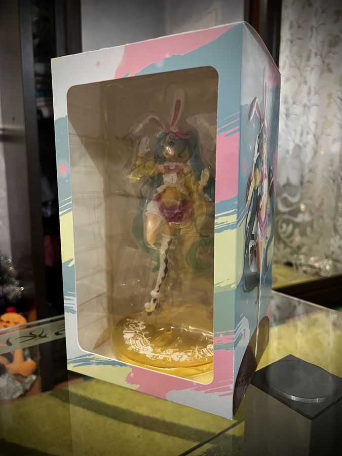 Аніме фігурка Vocaloid Вокалоїд Miku Hatsune, 22 см, в коробці, з круглою підставкою (VOC 0013)