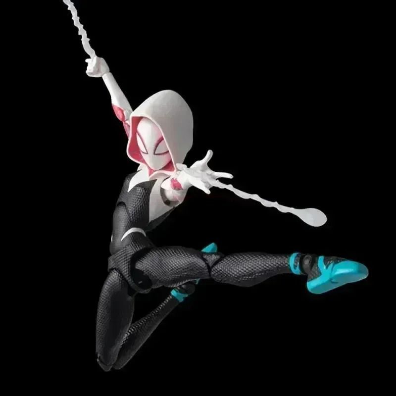 Фигурка из вселенной Spider-Man Гвен Стейси, подвижная, 16 см (AVG 0018)