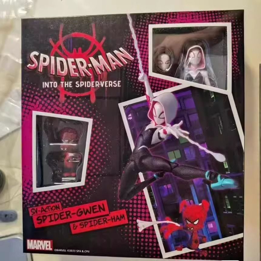 Фигурка из вселенной Spider-Man Гвен Стейси, подвижная, 16 см (AVG 0018)