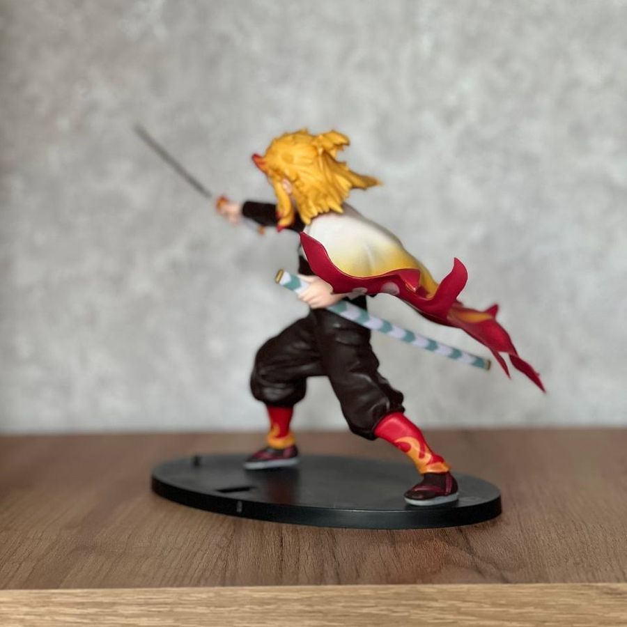 Аніме фігурка Клинок розсікаючий демонів Demon Slayer Rengoku Kyoujurou Ренгоку Кедзюро 16 см (BDD 0034)