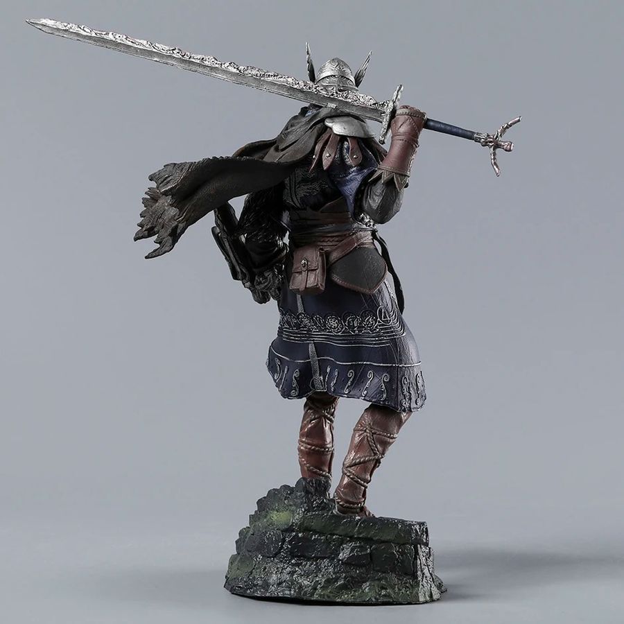 Фигурка из игры Elden Ring ночной странник Уайлдер Wylder, 24 см (ELR 0008)