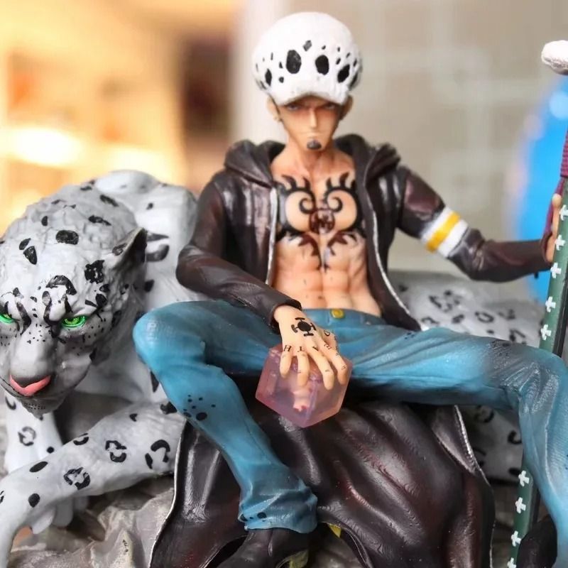 Аніме фігурка One Piece Ван пис Trafalgar Law, Трафальгар Ло і сніговий барс, 30 см (OP 0160)