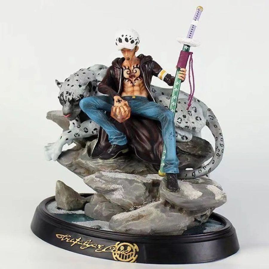 Аніме фігурка One Piece Ван пис Trafalgar Law, Трафальгар Ло і сніговий барс, 30 см (OP 0160)